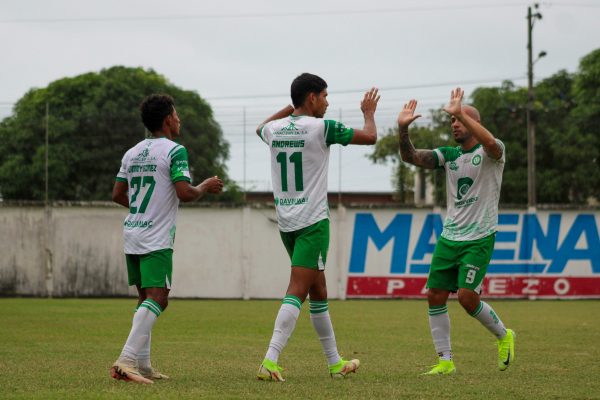 Liga de Portoviejo goleó a Ciudad de Pedernales y se clasificó a la segunda fase.