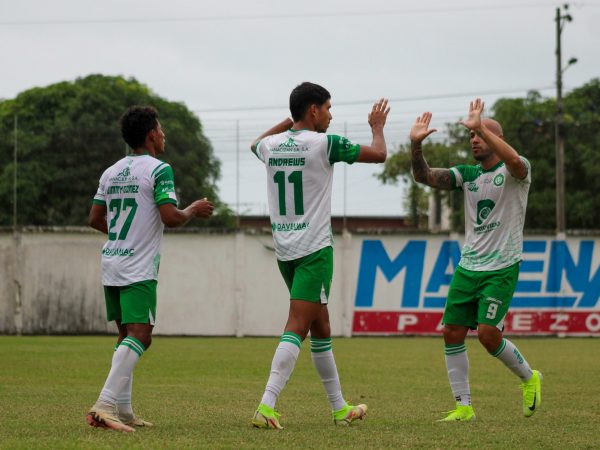Liga de Portoviejo goleó a Ciudad de Pedernales y se clasificó a la segunda fase.