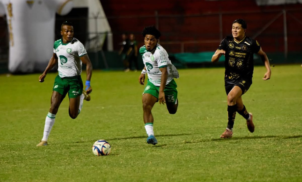 Liga de Portoviejo recupera el liderato tras derrotar a El Carmen en el Ascenso