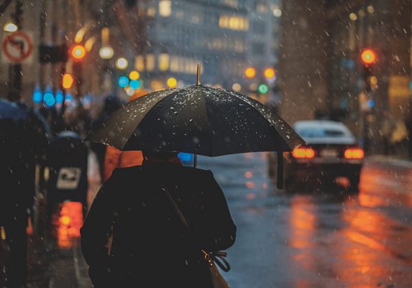 Quito bajo lluvia: Un sábado húmedo en la capital ecuatoriana