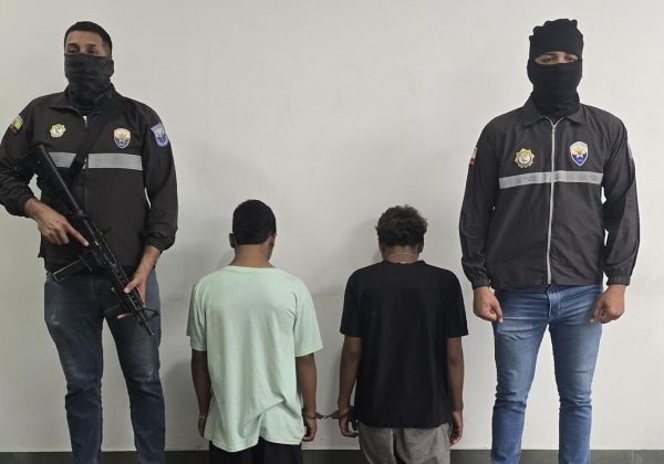 Los dos hermanos adolescentes quedaron a órdenes de las autoridades judiciales especilizadas en menores.
