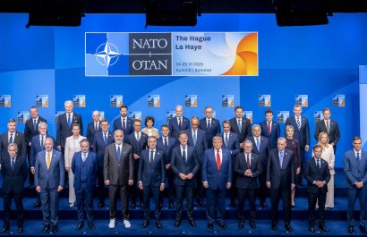 Los líderes de la OTAN firman su compromiso para gastar el 5% en defensa en la próxima década