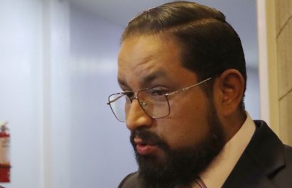 Luisa González dice que la tensión entre ella y la asambleísta Jhajaira Urresta nace de una publicación de Sergio Peña. (API).