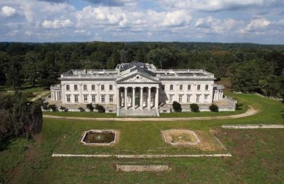 Lynnewood Hall, es una mansión neoclásica de 110 habitaciones que se construyó entre 1897 y 1899 y que aún existe.