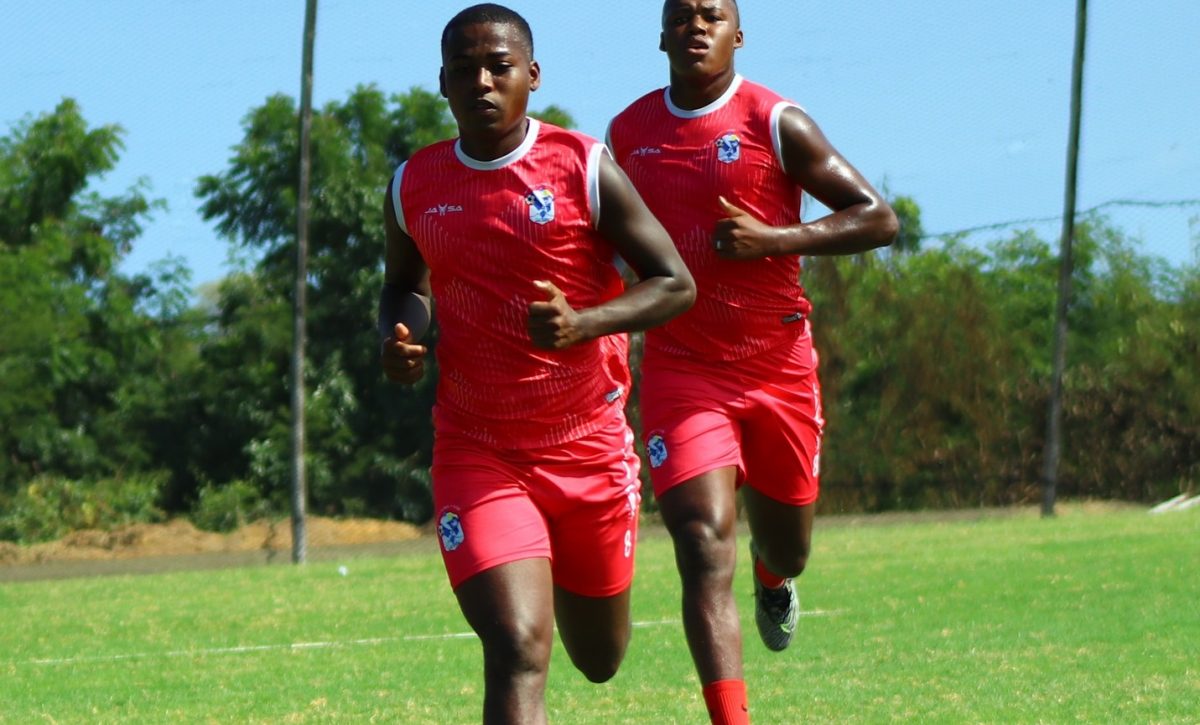 Jugadores del Manta FC durante un entrenamiento.