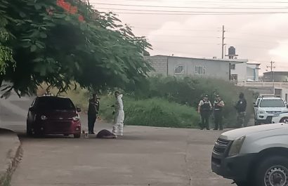 Álvaro Damián Macías López, un taxista informal, fue asesinado en el sector Colinas de Rocafuerte de Manta.