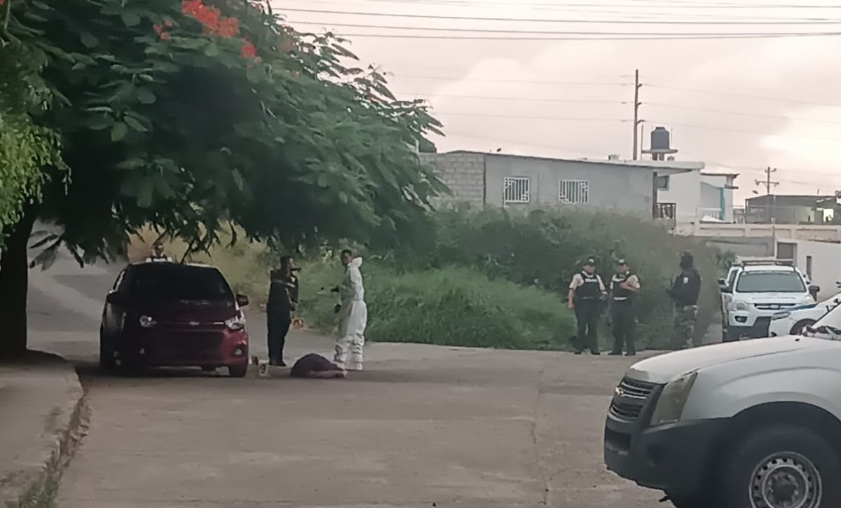Álvaro Damián Macías López, un taxista informal, fue asesinado en el sector Colinas de Rocafuerte de Manta.