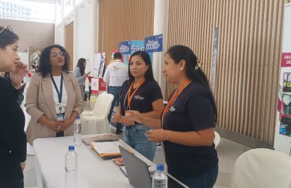 La Feria de Empleabilidad 2025 en Manta conecta a más de 600 aspirantes con 21 empresas que ofrecen vacantes.
