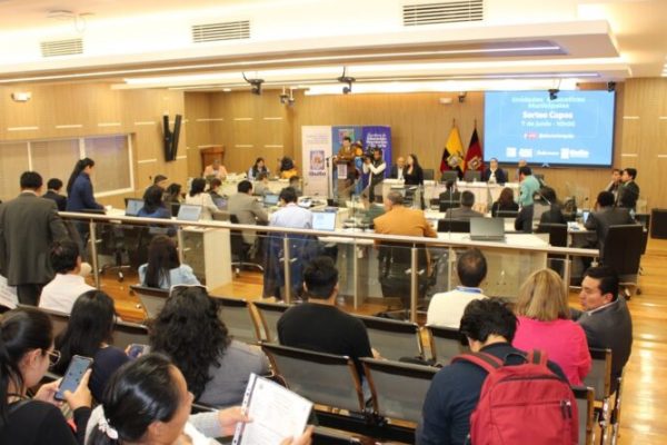 Más de 12 mil personas participarán en el sorteo de cupos educativos municipales en Quito