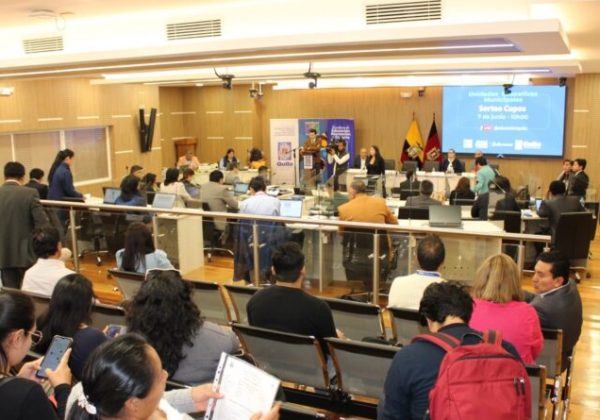 Más de 12 mil personas participarán en el sorteo de cupos educativos municipales en Quito