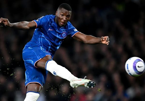 Moisés Caicedo, nominado al Mejor Equipo de la Premier League 2024-2025