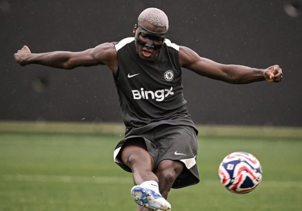 Moisés Caicedo regresa a entrenamientos y apunta a la final del Mundial de Clubes