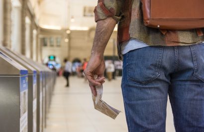 Multa de 1,8 millones de dólares el castigo a tres migrantes ecuatorianos en Estados Unidos