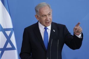 Netanyahu afirma que Israel avanza en su ofensiva contra Irán.
