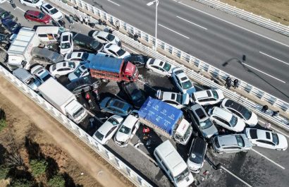 Niebla-causa-colision-en-cadena-de-mas-de-200-coches-en-el-centro-de-China