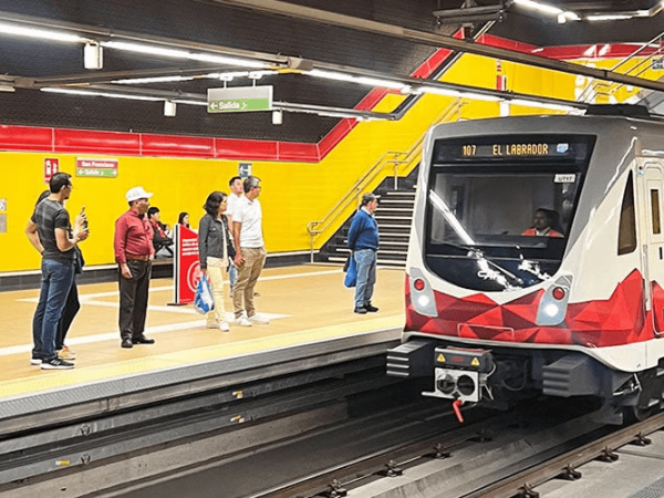 Nueva paralización en el metro de Quito afecta a usuarios