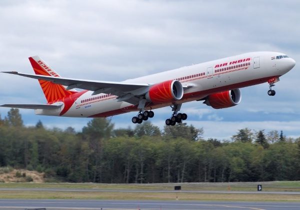 Once de los doce baños que tiene un avión Boeing 777-300ER se taparon durante un viaje desde Chicago a India.