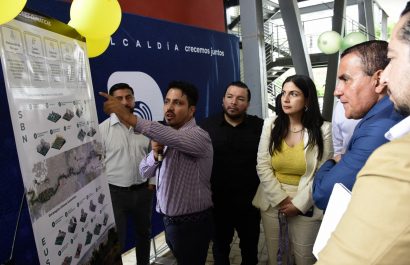 El alcalde de Portoviejo, Javier Pincay, estuvo en la presentación de los resultados de la consultoría.