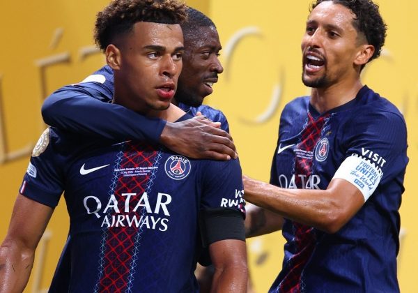 PSG con Willian Pacho supera a Bayern con goles de Doué y Dembélé y avanza a semifinal