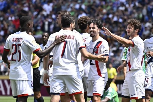 PSG con Pacho superó a Seattle Sounders y clasificó a octavos de final en el Mundial de Clubes.
