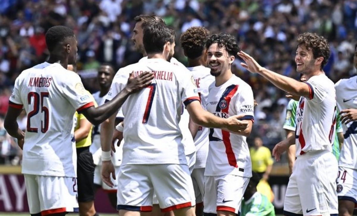 PSG con Pacho superó a Seattle Sounders y clasificó a octavos de final en el Mundial de Clubes.