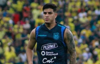 Piero Hincapié viajará con Bayer Leverkusen a Brasil.