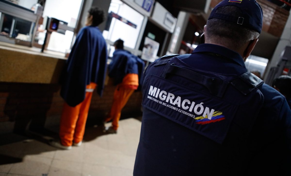 Proceso de deportación de presos genera ahorro millonario a Ecuador