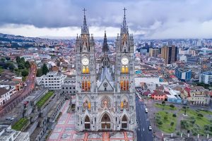 Quito entre nubes y gotas: miércoles húmedo con lluvias vespertinas y clima fresco