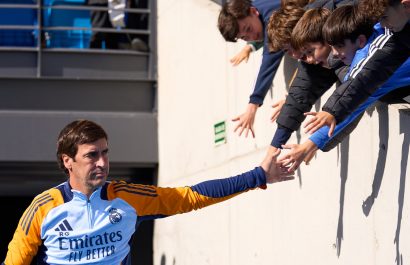 Raúl González se despide del banquillo del Castilla tras seis años como entrenador