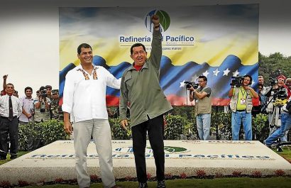 En el año 2008, el entonces presidente del Ecuador, Rafael Correa y el presidente de Venezuela, el desaparecido Hugo Chávez, colocaron la primera piedra en El Aromo en Manta.