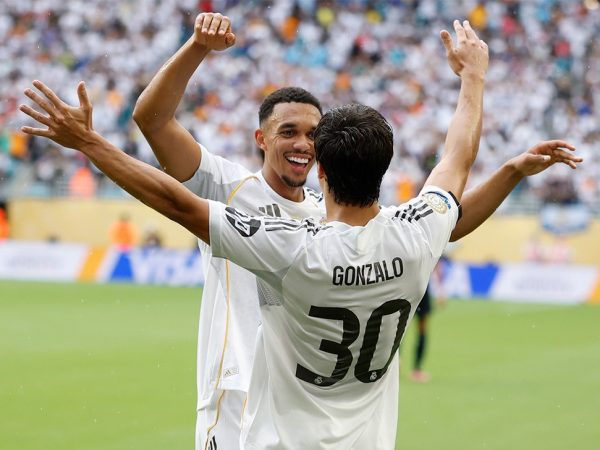 Real Madrid vence 1-0 a Juventus y avanza a cuartos del Mundial de Clubes