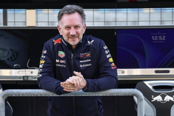 Red Bull confirma la salida de Christian Horner tras 20 años como jefe de la escudería