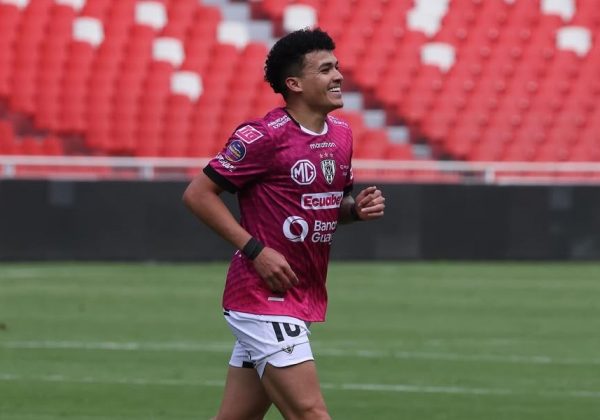 Ronald Briones sufre fractura de peroné en Copa Ecuador