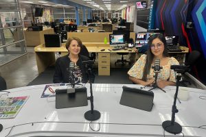 Rosalía Arteaga, presidenta de la UNIR Ecuador detalló los tres tipos de becas que ofrece la universidad