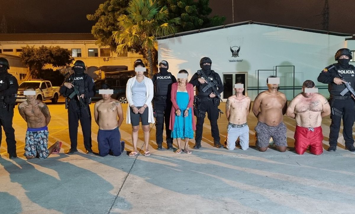 Operativo deja siete detenidos e incautación de droga.