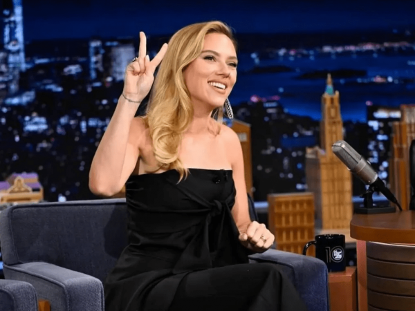 Scarlett Johansson se corona como la actriz más taquillera de la historia