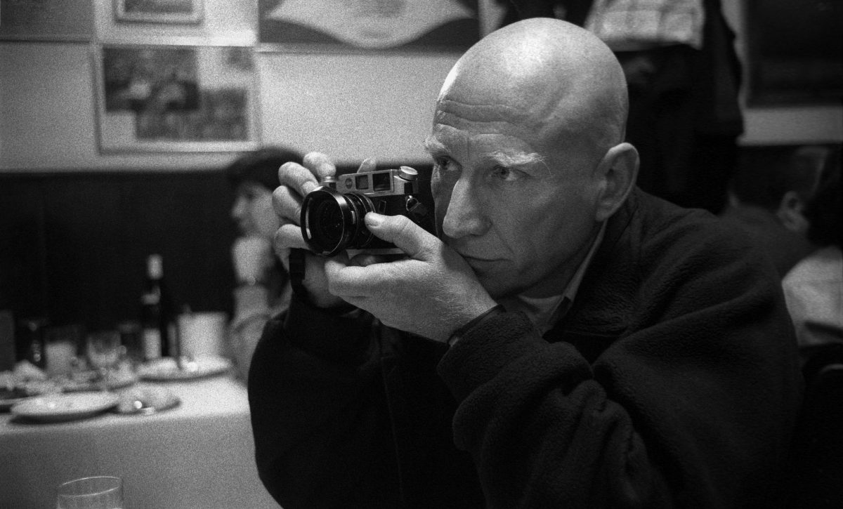 Sebastião Salgado, el fotógrafo brasileño que documentó los grandes desafíos contemporáneos, como la protección del medio ambiente, las migraciones y el trabajo.