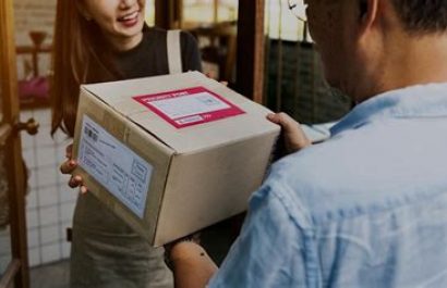 Senae recordó que los ecuatorianos residentes en el exterior pueden seguir utilizando el régimen de categoría G, el cual permite el envío de paquetes libres de aranceles.