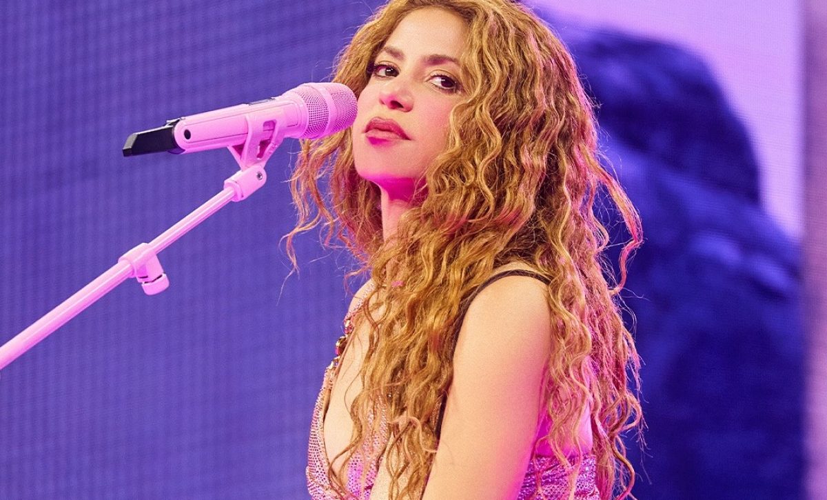Shakira pospone su concierto en Los Ángeles por redadas migratorias y reprograma para agosto