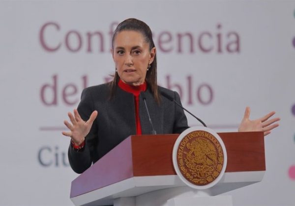 Sheinbaum anuncia nuevos fondos para asistir a los mexicanos afectados por las "injustas" redadas de Trump