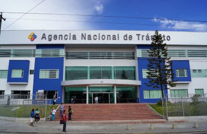 Sistema Axis 4.0 de la ANT sigue fuera de servicio y afecta trámites vehiculares en Ecuador
