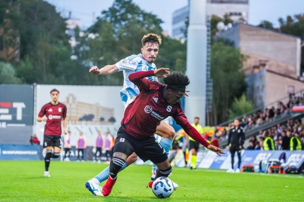 Sparta Praga avanza en Conference League tras eliminar a Riga en playoffs