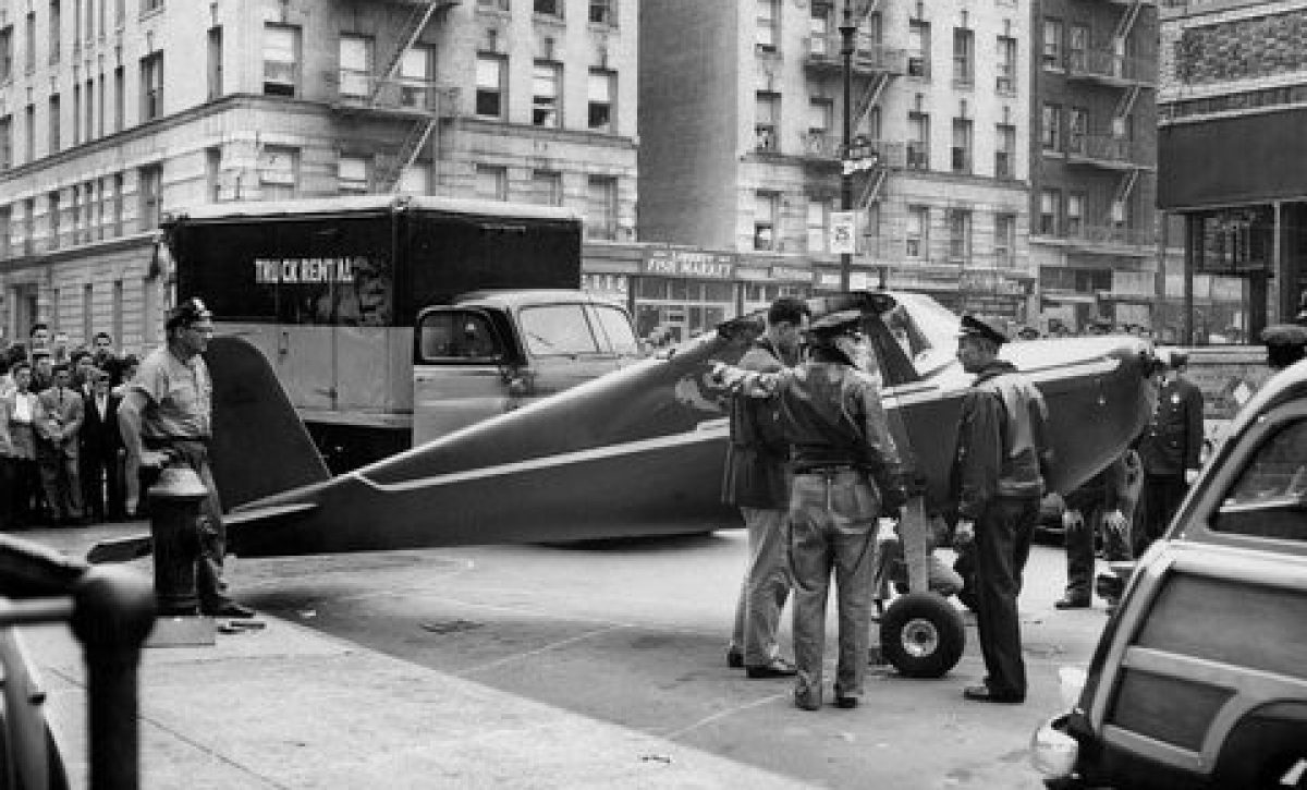 Thomas Fitzpatrick es detenido por aterrizar con su avión en mitad de las calles de Nueva York en un avanzado estado de embriaguez.