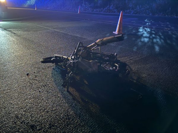 Trágico choque entre tráiler y moto deja un muerto en Santo Domingo