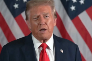 Tribunal federal declara ilegal uso de poderes de emergencia por Trump para aranceles
