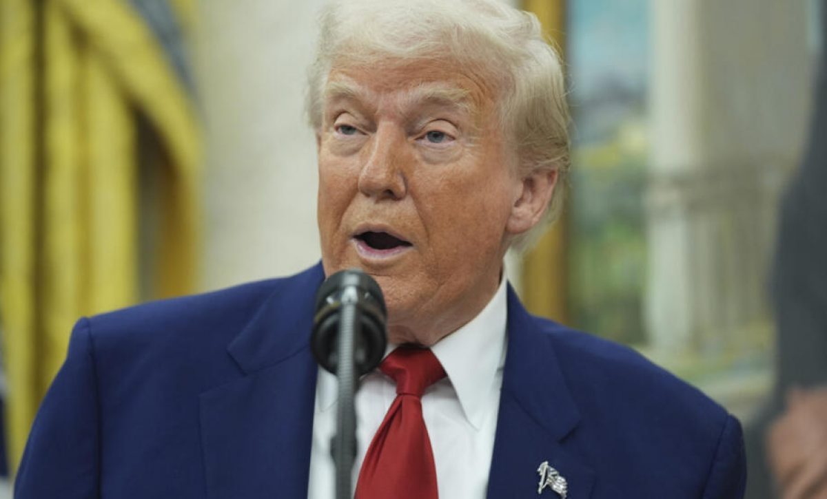 Trump quiere evitar que deporten a migrantes que trabajan en granjas y hoteles.
