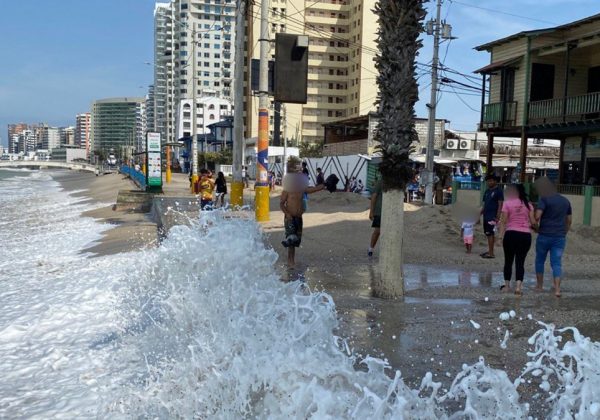Tsunami en Ecuador: Olas de hasta tres metros podrían llegar a las costas ecuatorianas tras terremoto en Rusia, según NOAA. (API).