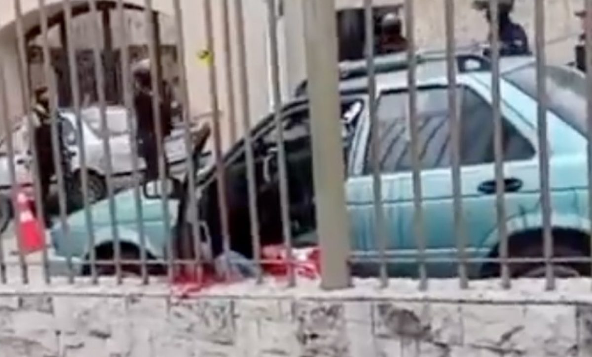 Un doble asesinato se registró la tarde de este martes 10 de junio  en los exteriores de un cementerio en el norte de Guayaquil.