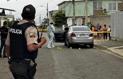Un hombre asesinado y su madre herida, es el saldo de un ataque armado registrado la mañana de este viernes 15 de agosto en el barrio Santana,