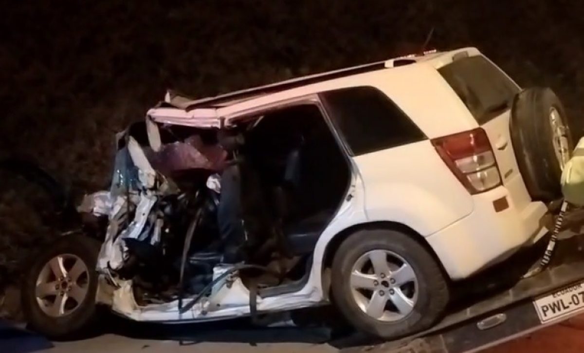 Un hombre de 30 años de edad y su hijo, un niño de cuatro años, fallecieron la noche del martes, 29 de julio.